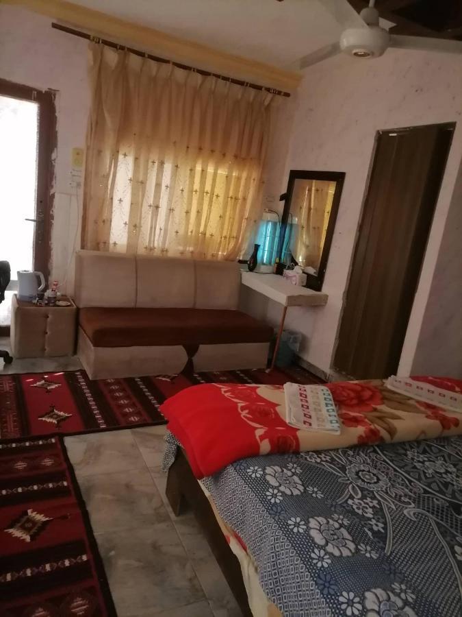 Guest House Hazem Al Azraq ash Shamālī Dış mekan fotoğraf
